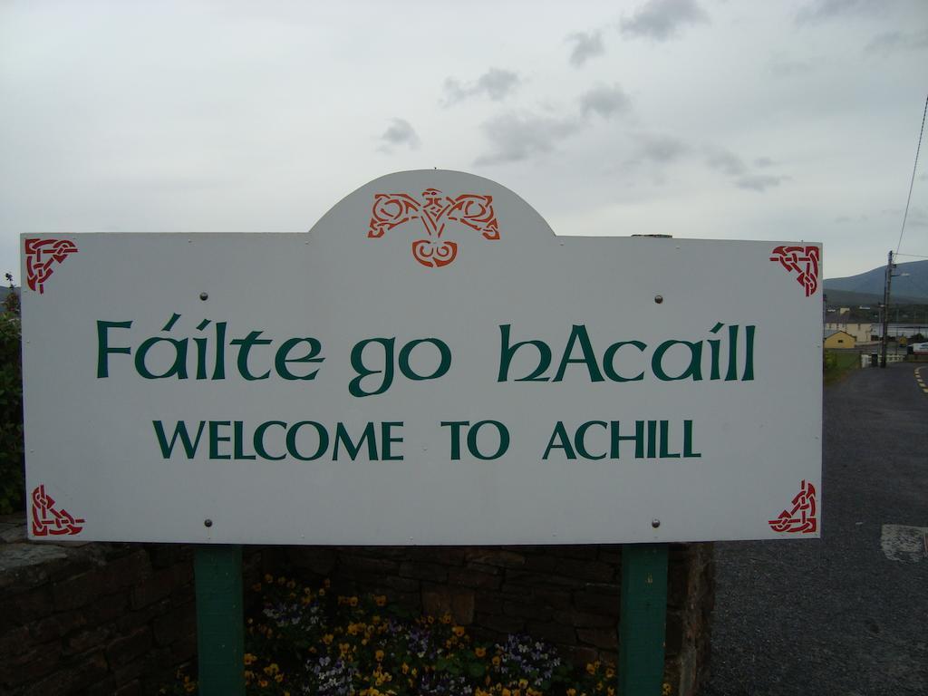 Achill Sound Hy Breasal B&B מראה חיצוני תמונה